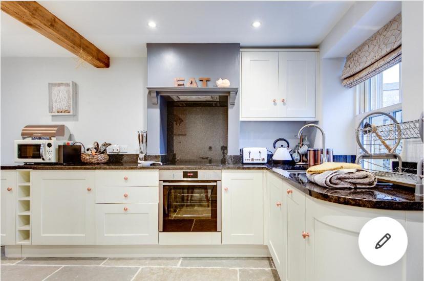 Rustic Retreats Jacks Cottage With Hot Tub & Alpaca Walking Experiences Matlock  Exterior foto